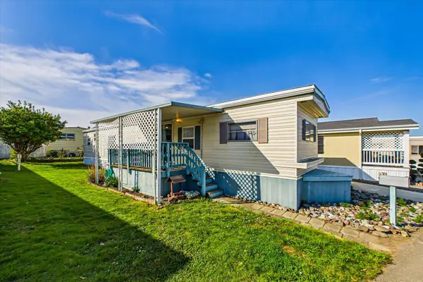 1579 Kings Row, Fortuna, CA 95540