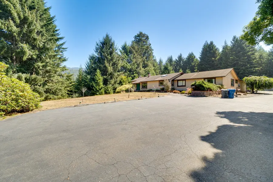 2510 Golf Course Road, Bayside, CA 95524 - #3