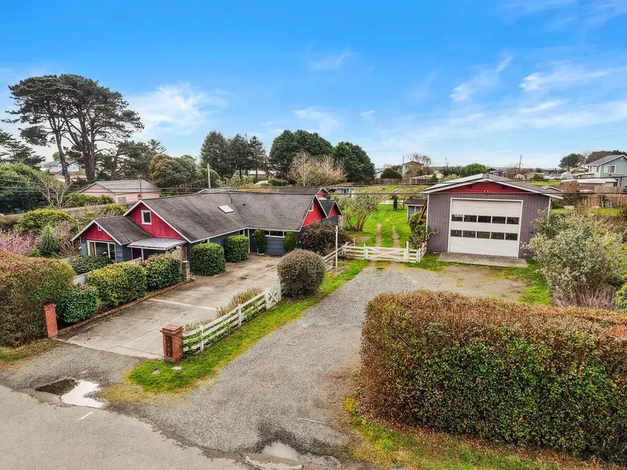 1466 Anderson Avenue, McKinleyville, CA 95519 - #2
