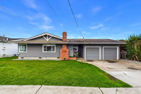 1017 Lawndale Drive, Fortuna, CA 95540