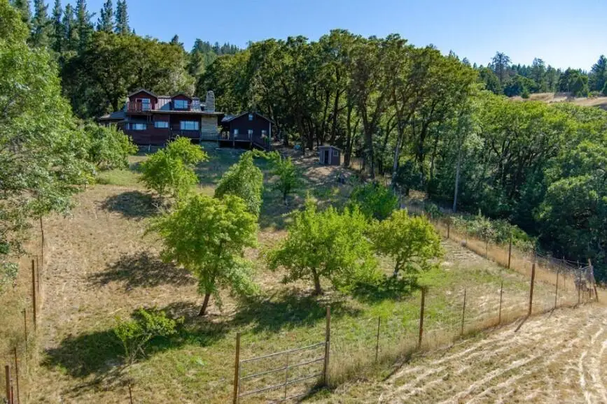 3830 Thomas Road, Miranda, CA 95553 - #2