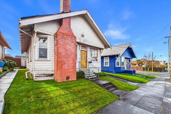 8 Clark Street, Eureka, CA 95503