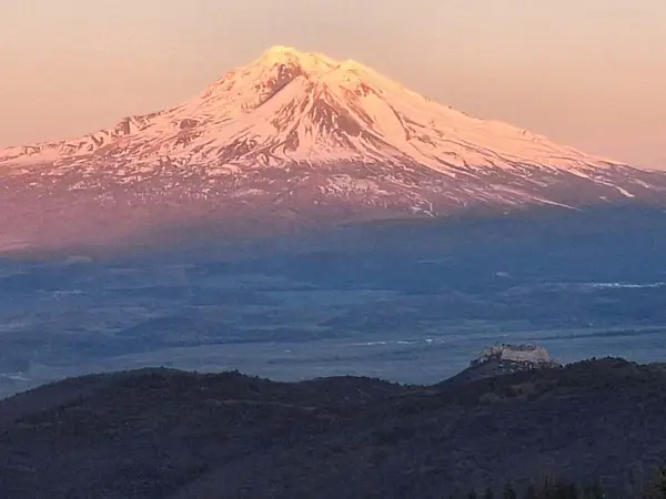 18135 Scarface Road, Fort Jones, CA 96032