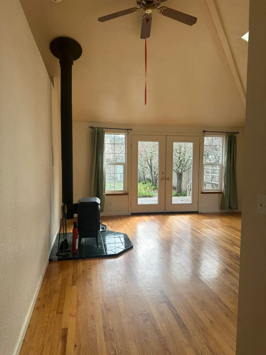 632 J Street, Blue Lake, CA 95525 - #3