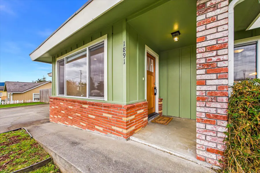 1891 Clara Avenue, Fortuna, CA 95540 - #2