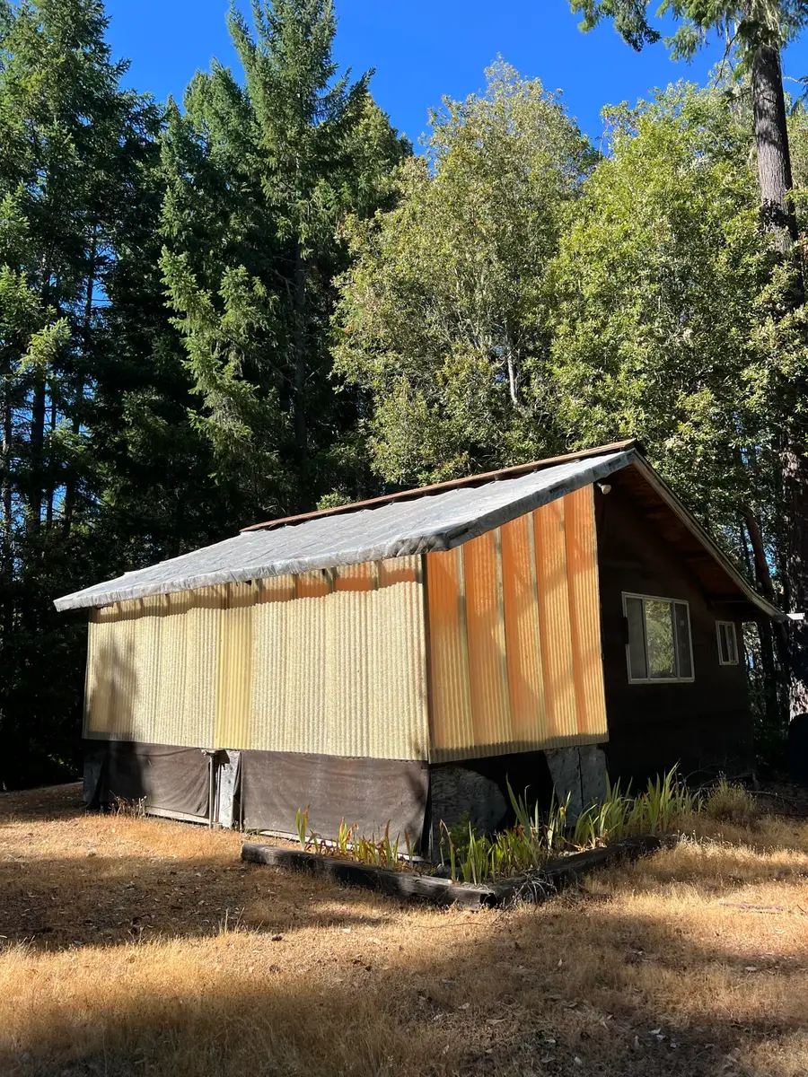 1022 Rancho Sequioa Drive, Alderpoint, CA 95511 - #2