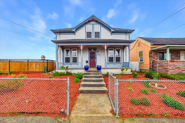 2434 C Street, Eureka, CA 95501