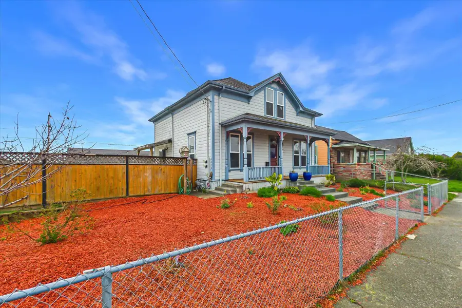 2434 C Street, Eureka, CA 95501 - #2
