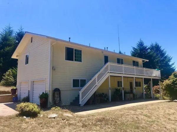 520 Redwood Road, Whitethorn, CA 95589