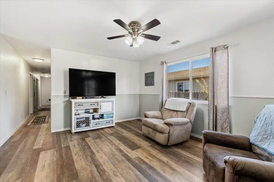 1015 Oakwood Court, McKinleyville, CA 95519 - #2