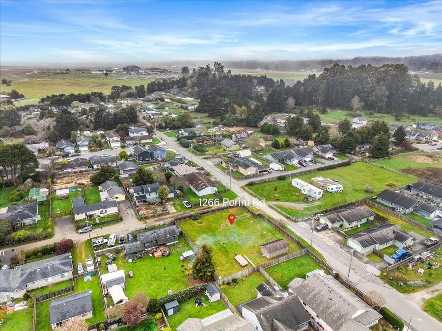 1266 Perini Road, McKinleyville, CA 95519 - #3