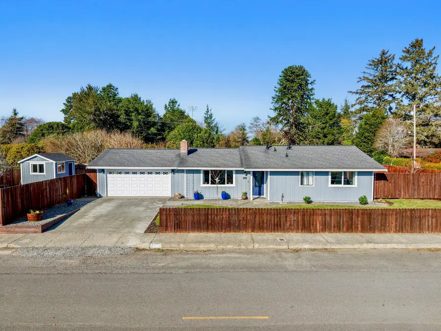 1243 Parkside Drive, McKinleyville, CA 95519 - #3