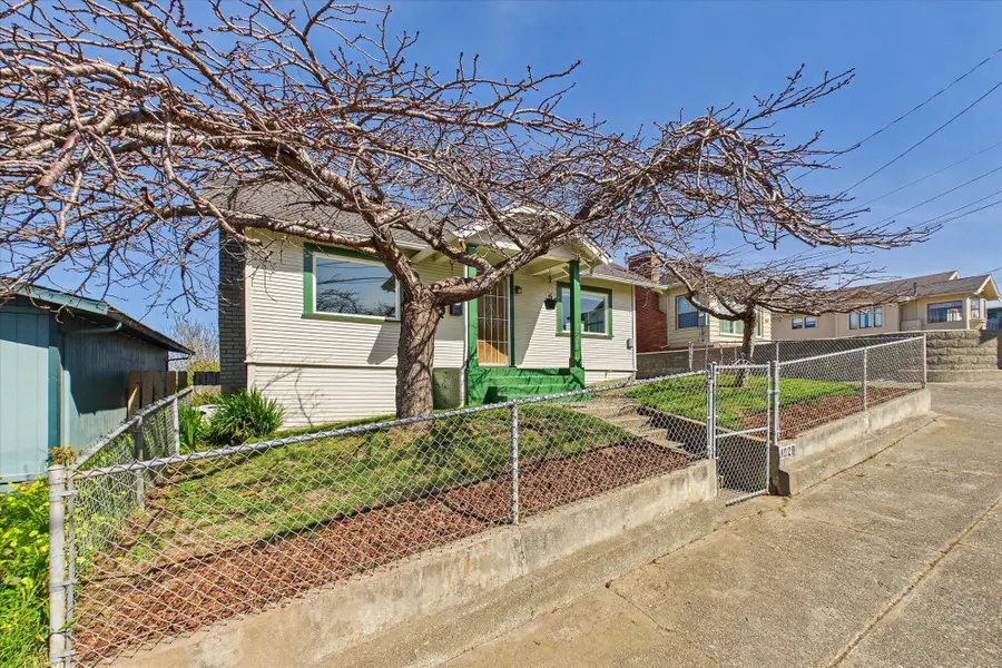 1028 Allard Avenue, Eureka, CA 95501 - #2