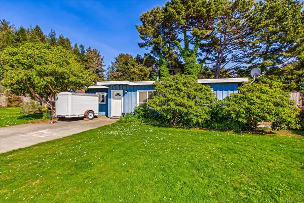 4171 Central Avenue, McKinleyville, CA 95519
