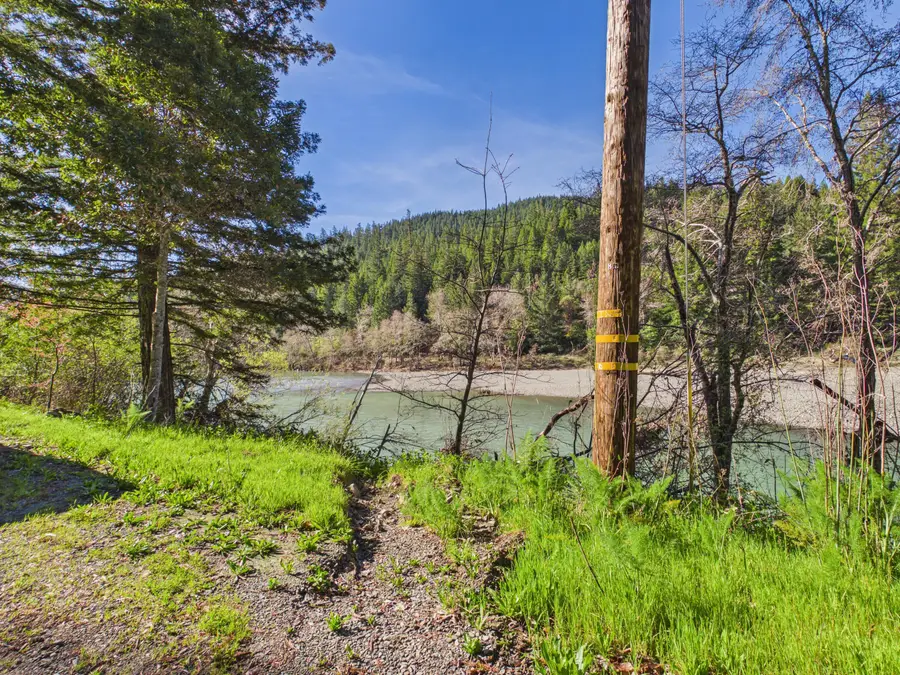 1895 Avenue Of The Giants Avenue, Phillipsville, CA 95559 - #3