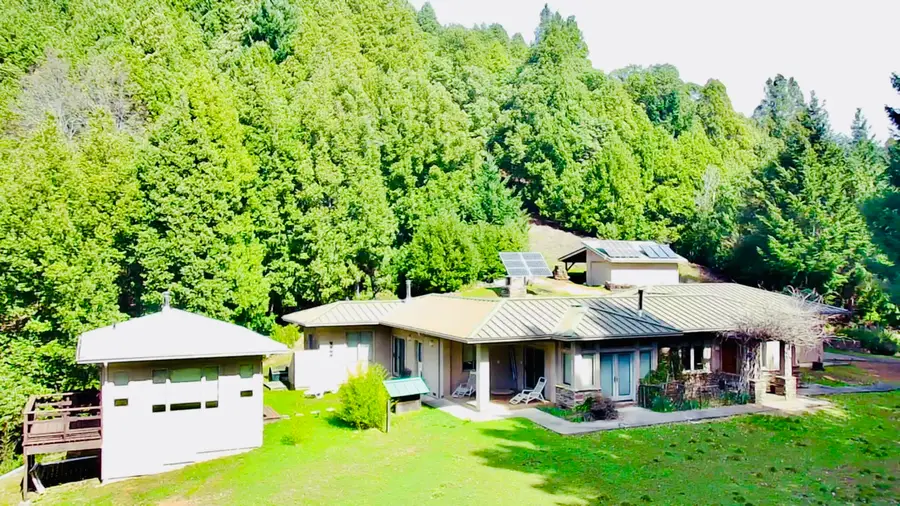 5500 Goodman Ranch Road, Whitethorn, CA 95589 - #2