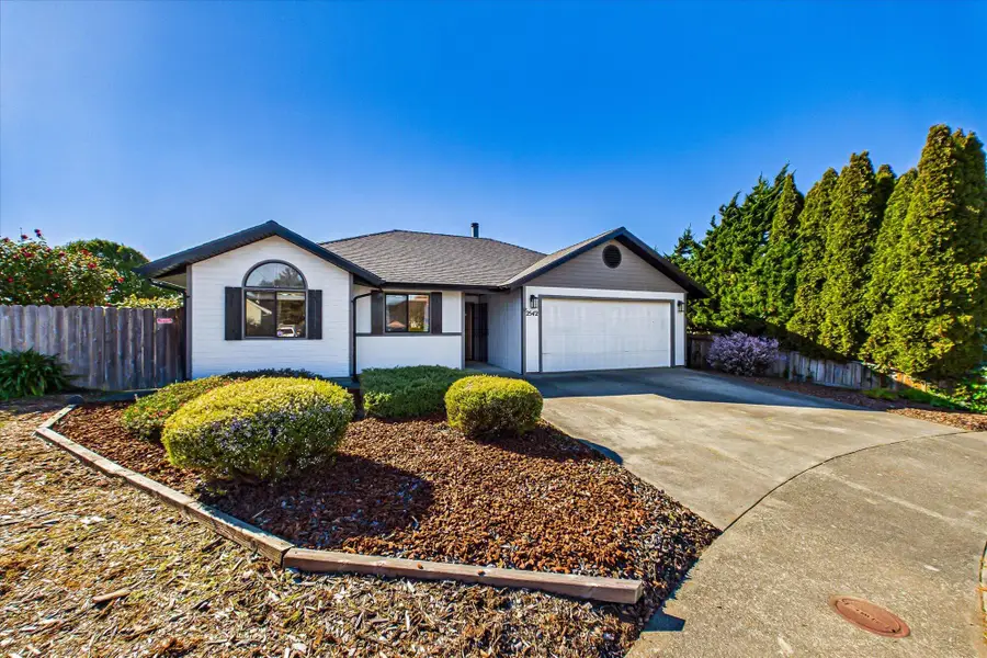 2542 Hannah Court, Fortuna, CA 95540 - #2