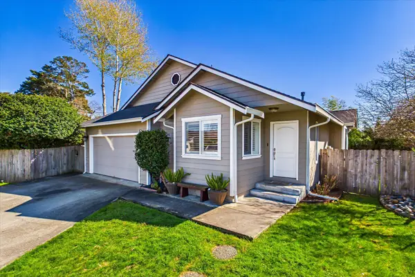 1760 Sitka Court, McKinleyville, CA 95519