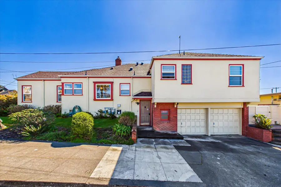 2006 D Street, Eureka, CA 95501 - #3