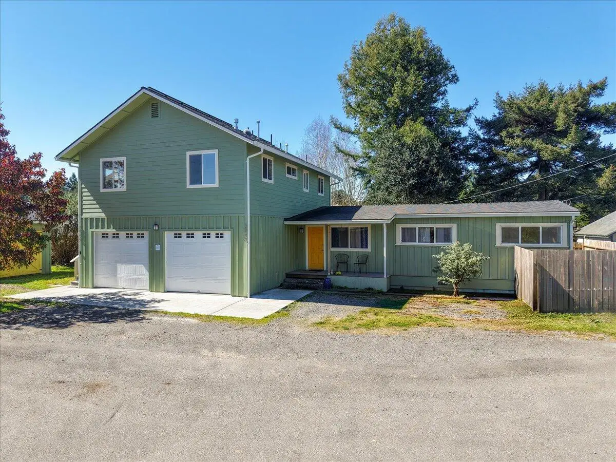 2086/2088 Groth Court, Pine Hills, CA 95503 - #1