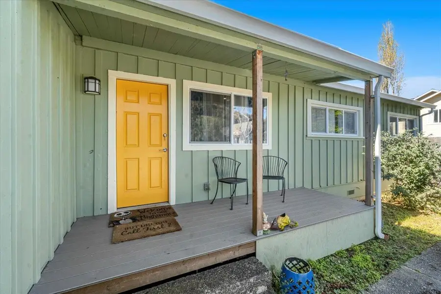 2086/2088 Groth Court, Pine Hills, CA 95503 - #2