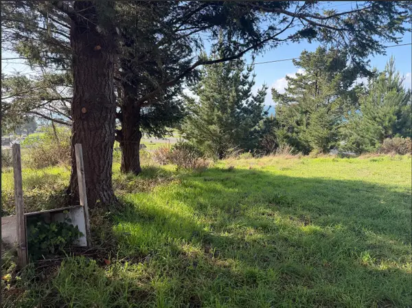 90 Fawn Drive, Shelter Cove, CA 95589