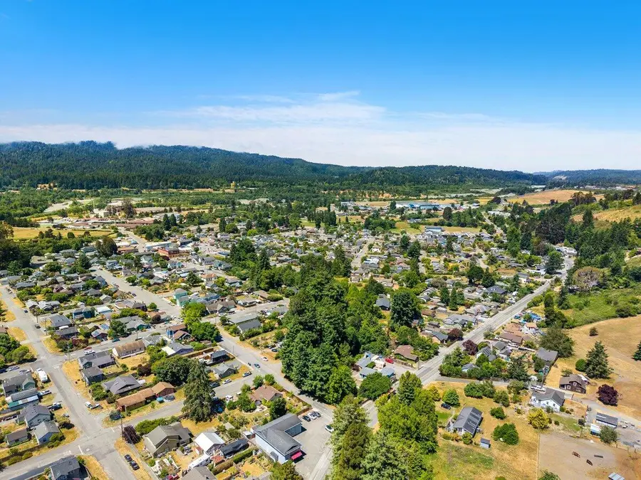 543 I Street, Blue Lake, CA 95525 - #3