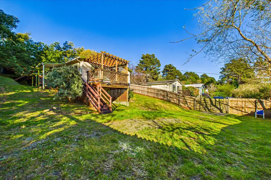 887 Fernbridge Drive, Fortuna, CA 95540 - #3