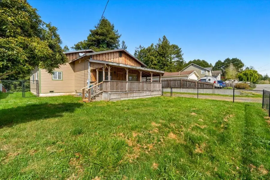 545 Garland Avenue, Fortuna, CA 95540 - #2