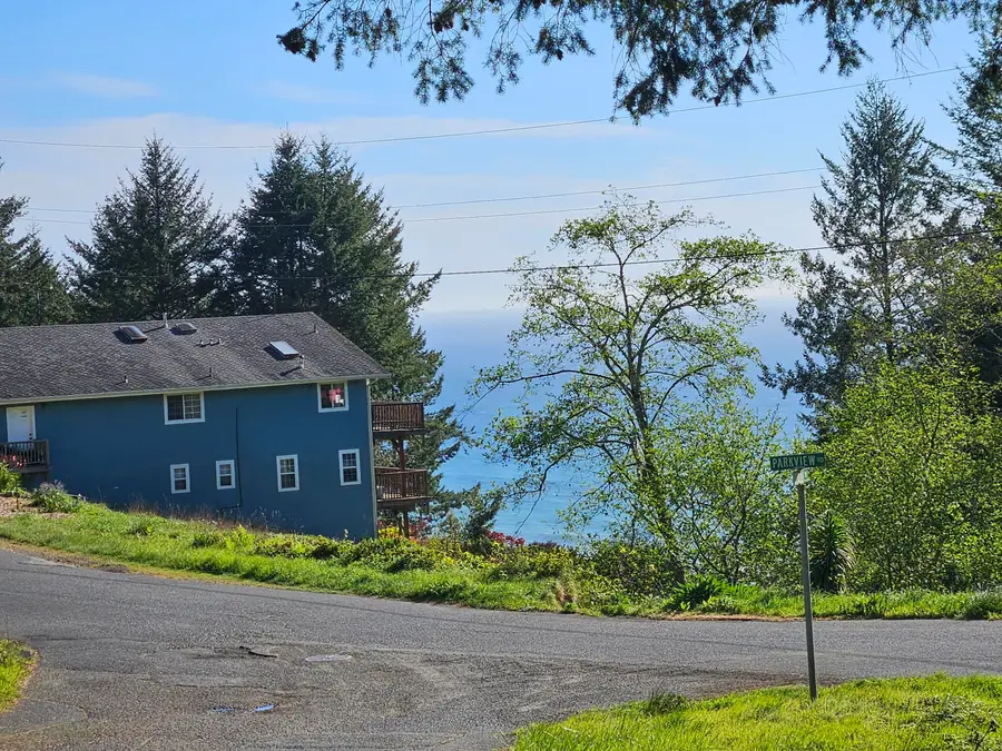 11 Vista Road, Shelter Cove, CA 95589 - #3