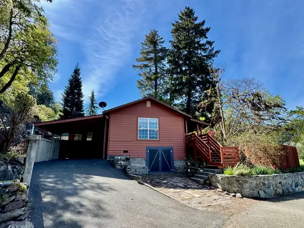 600 Fairway Drive, Willow Creek, CA 95573