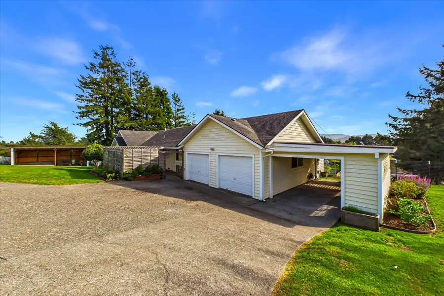 6699 Rohnerville Road, Hydesville, CA 95547 - #3