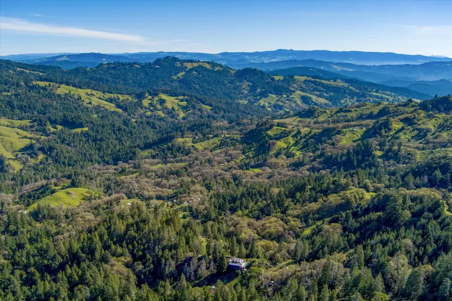 3826 Thomas Road, Miranda, CA 95553 - #3