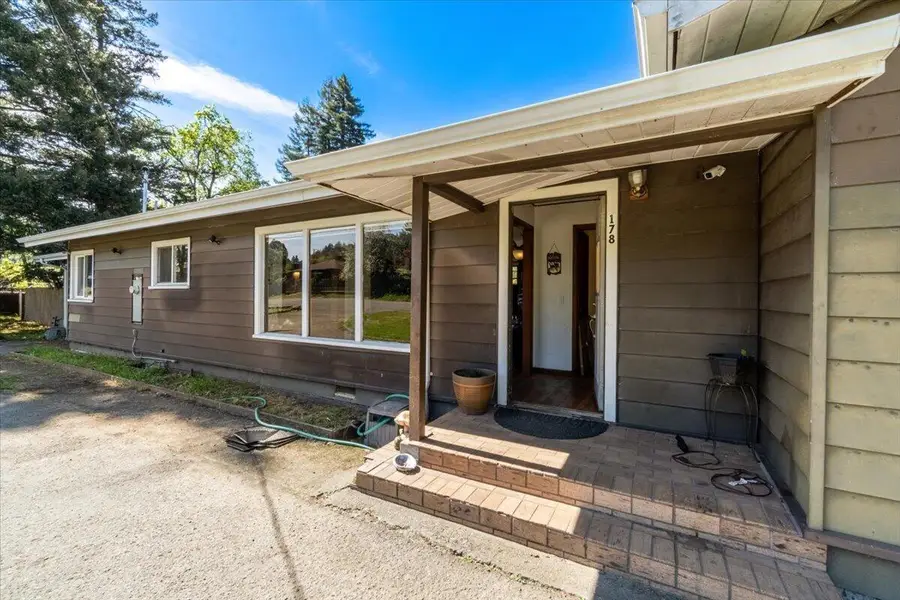 178 Whitmore Avenue, Redway, CA 95560 - #2