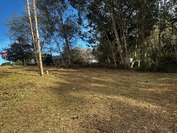 1050 Seahome Court, McKinleyville, CA 95519