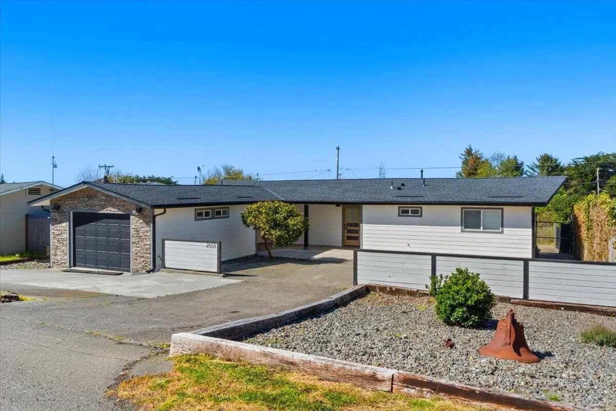 2533 Donna Drive, Humboldt Hill, CA 95503 - #1