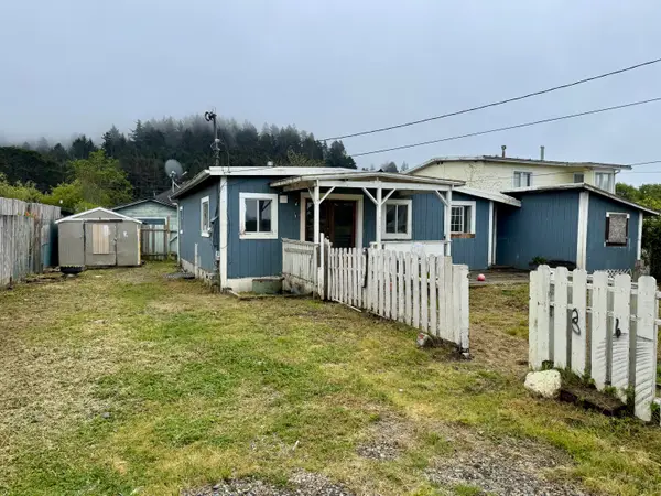 6793 West Avenue, Fields Landing, CA 95537