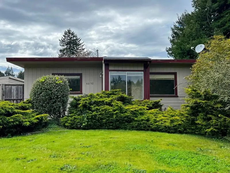 6092-6094 Avalon Drive, Pine Hills, CA 95503 - #2