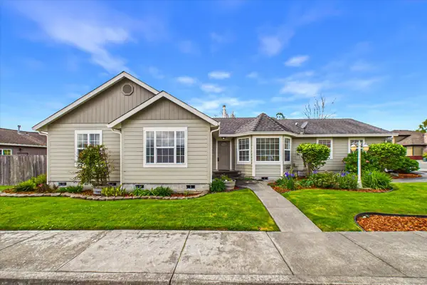 2315 Shamrock Drive, Fortuna, CA 95540