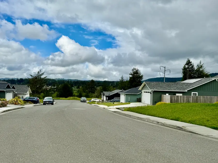 180 Ridge View Court, Fortuna, CA 95540 - #3