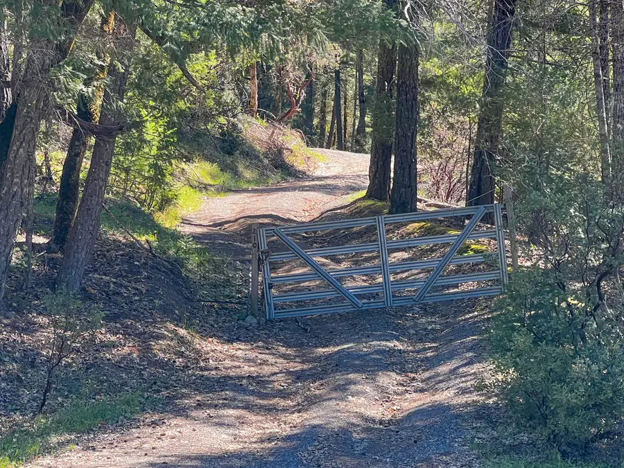 210 Mad River Road, Mad River, CA 95552 - #3