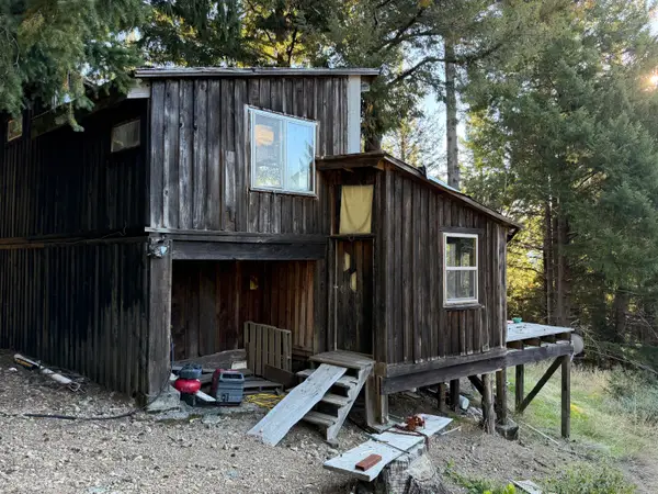 8000 Wilder Ridge Road, Ettersburg, CA 95542