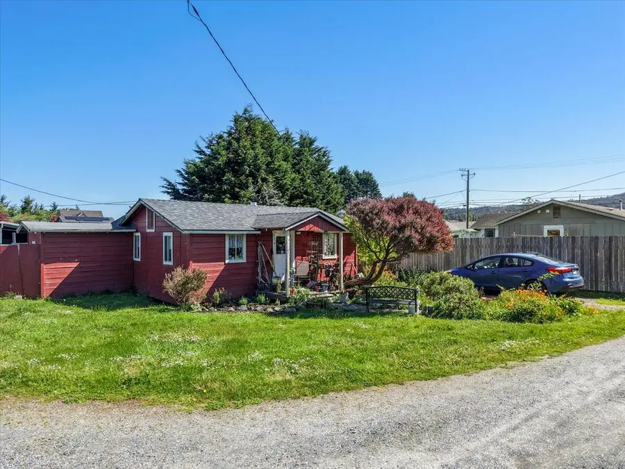 1181 Q Street, Arcata, CA 95521 - #2