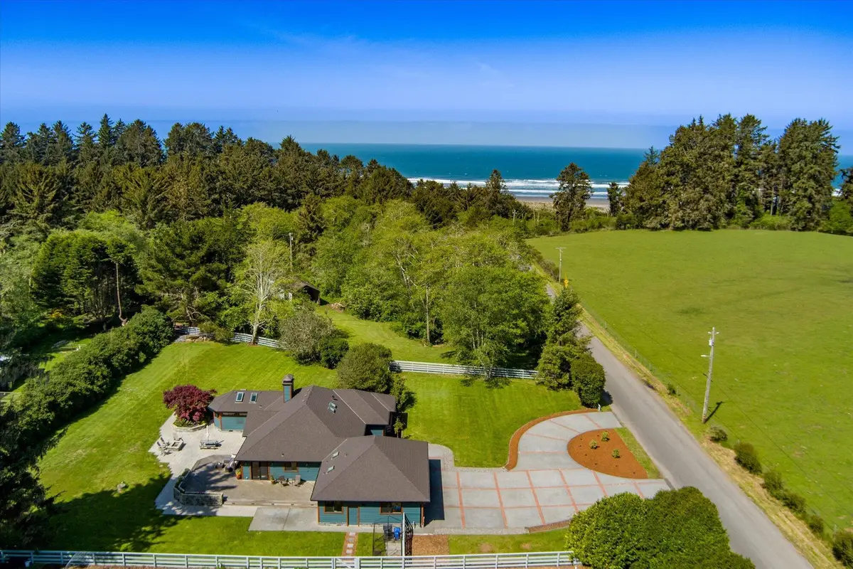 1300 Clam Beach Road, McKinleyville, CA 95519 - #1