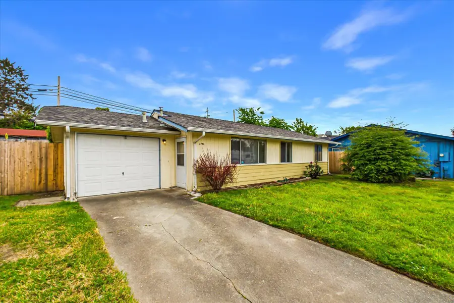 2220 Wisteria Way, Arcata, CA 95521 - #2