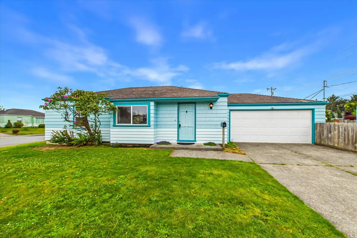 1305 Mcdonald Street, Eureka, CA 95503 - #1