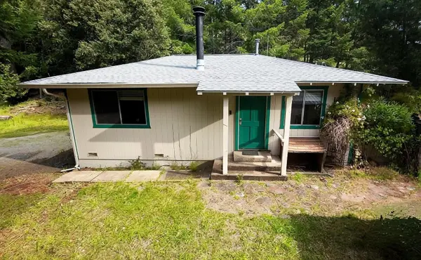 565 Bear Pen Road, Piercy, CA 95587