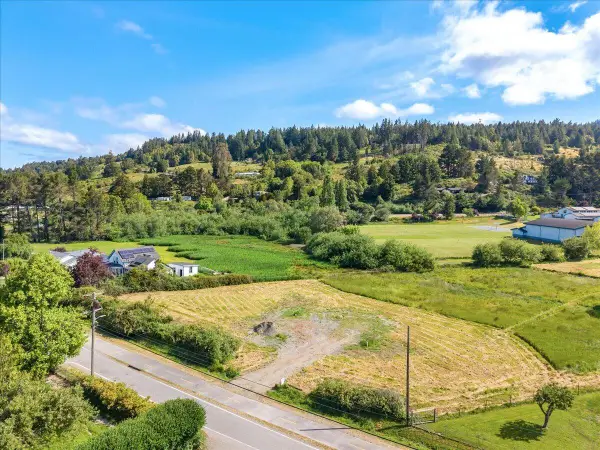 01 Railroad Avenue, Blue Lake, CA 95525