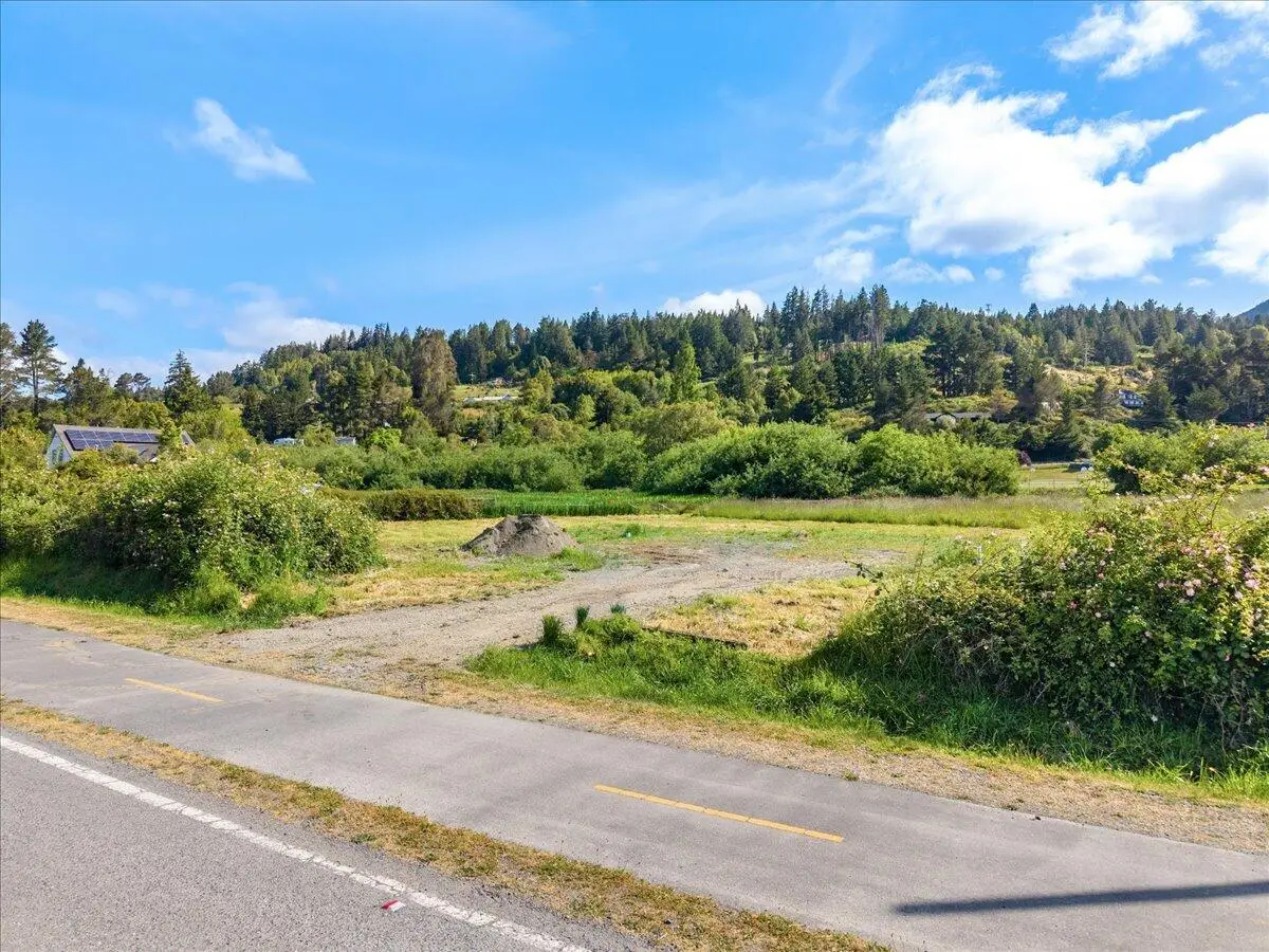 02 Railroad Avenue, Blue Lake, CA 95525 - #1