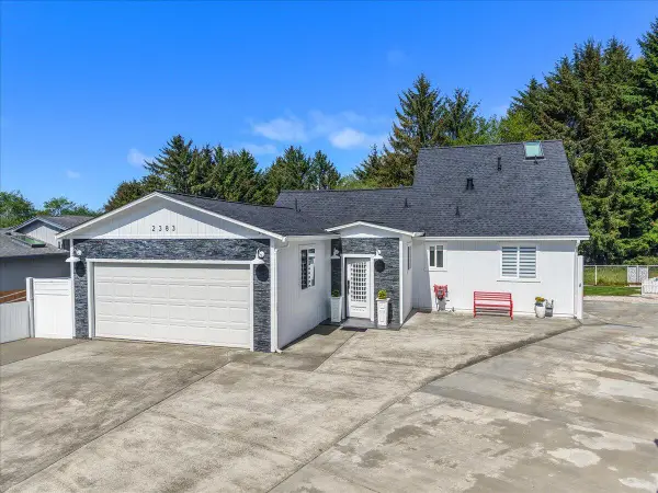 2383 Lee Lane, Eureka, CA 95503